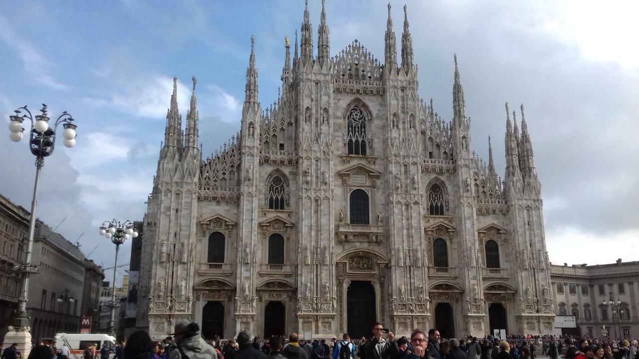 10 Via Giuseppe Sirtori Leilighet Milano Eksteriør bilde